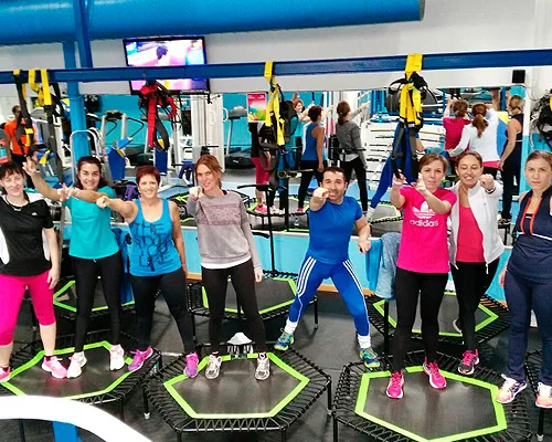 Grupo de la clase de jumping